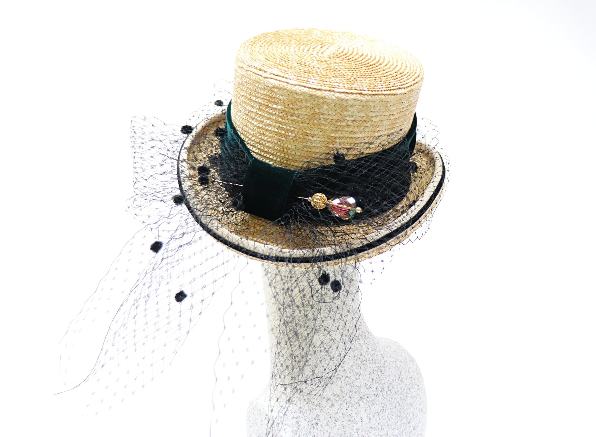 Damenzylinder Strohborte mit Schleier - Hutmanufaktur Hanni-Modelle