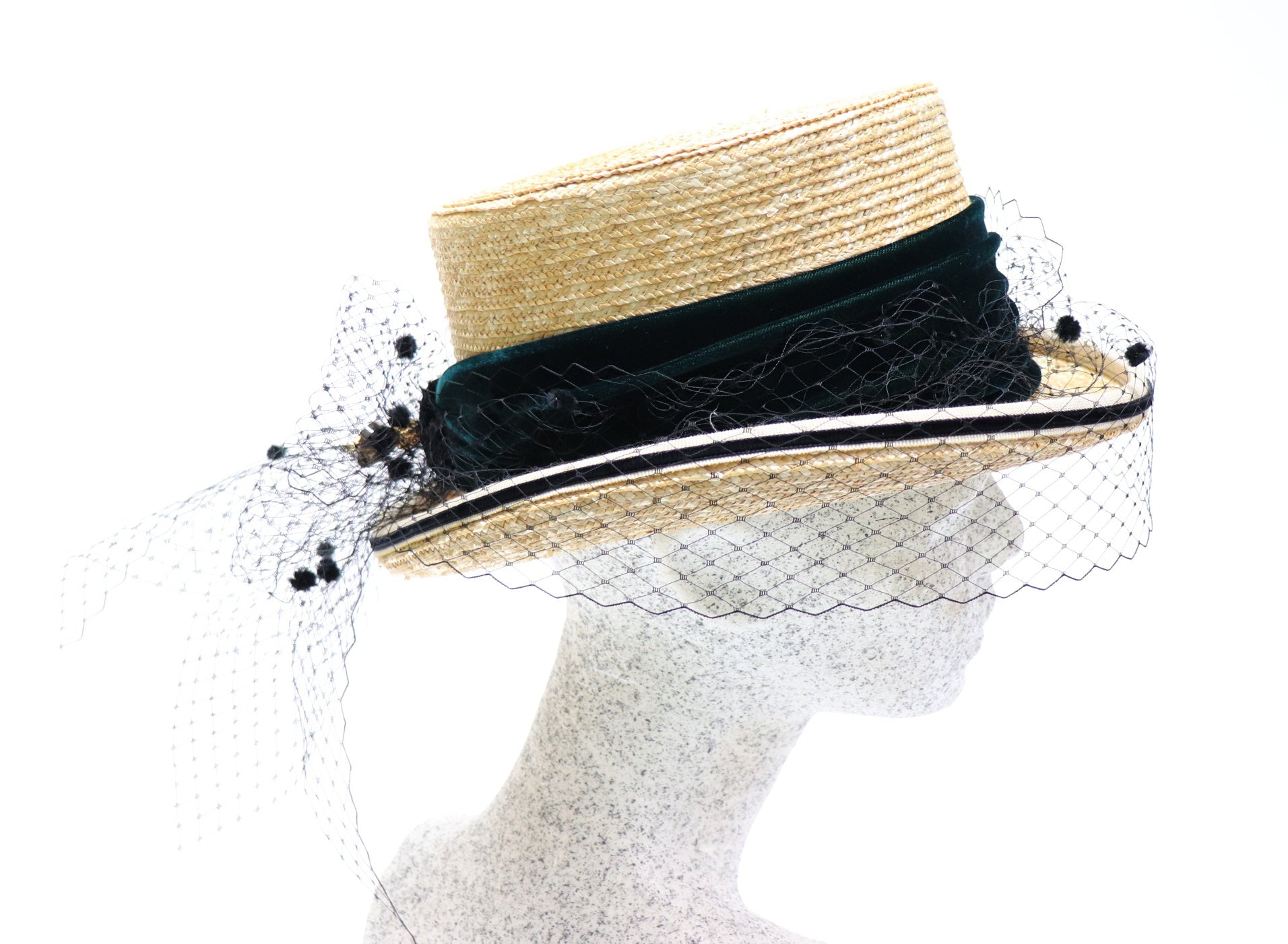 Damenzylinder Strohborte mit Schleier - Hutmanufaktur Hanni-Modelle