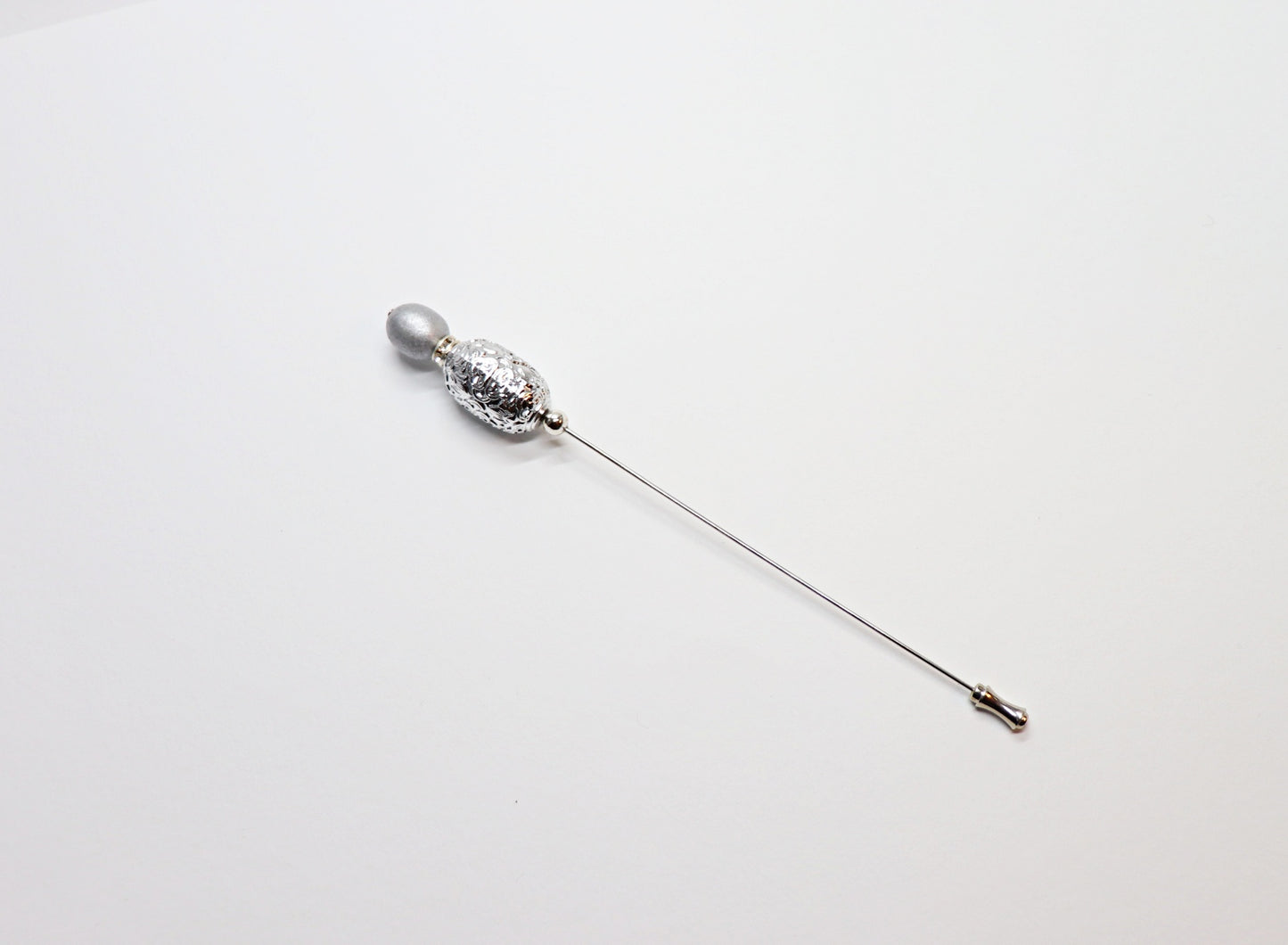 Hat pin baroque pearl with oval pearl