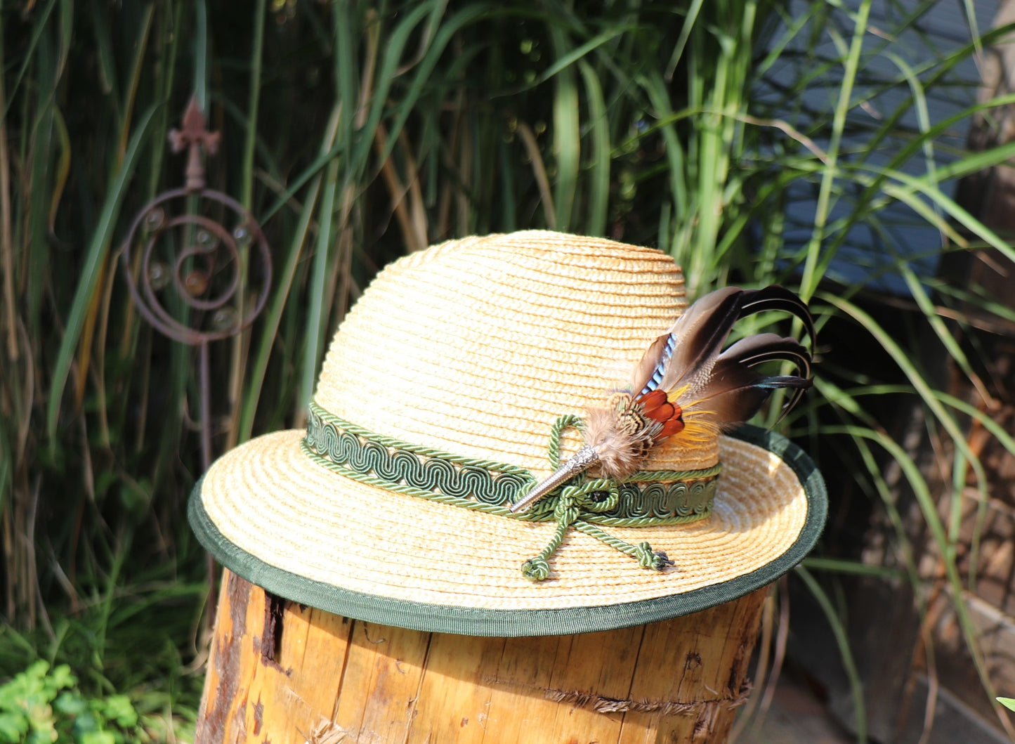 Dirndel hat Lechtaler natural with green