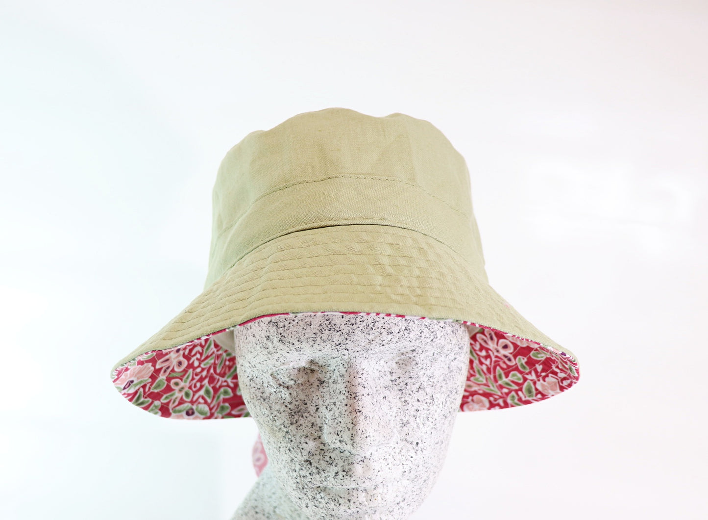 Ladies linen hat with bow