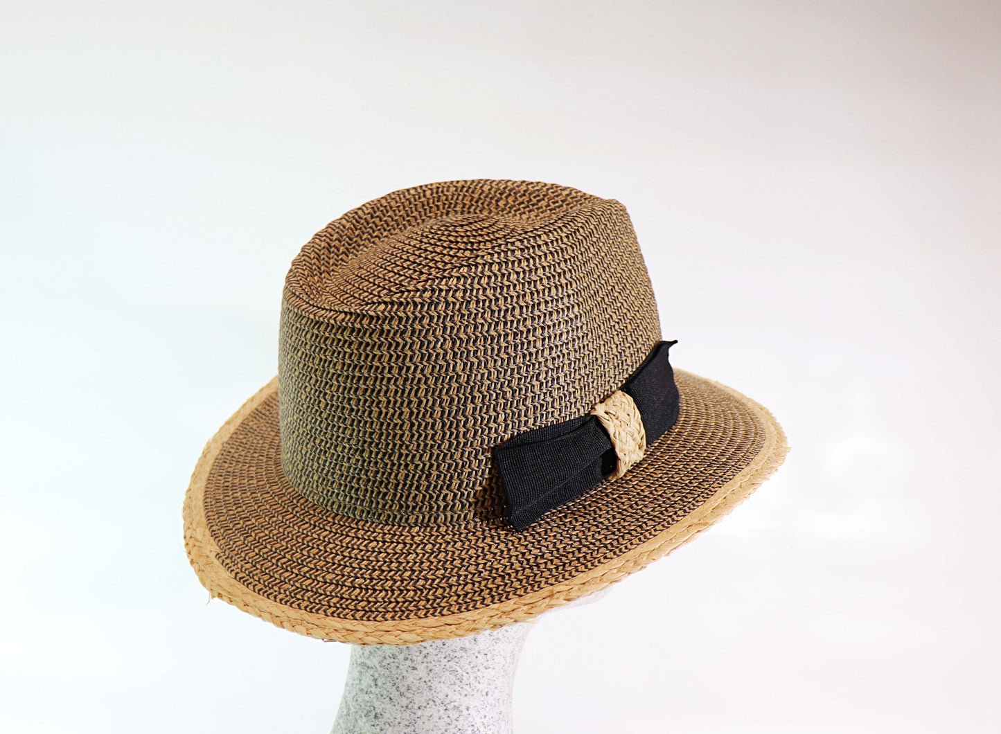 Raffia men's hat with bow