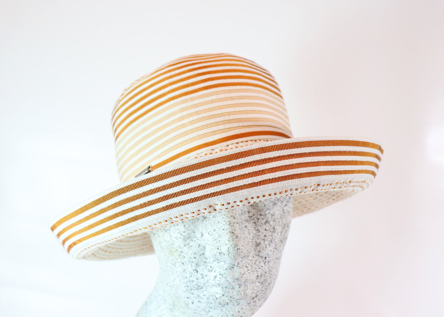 Magico - ribbon hat