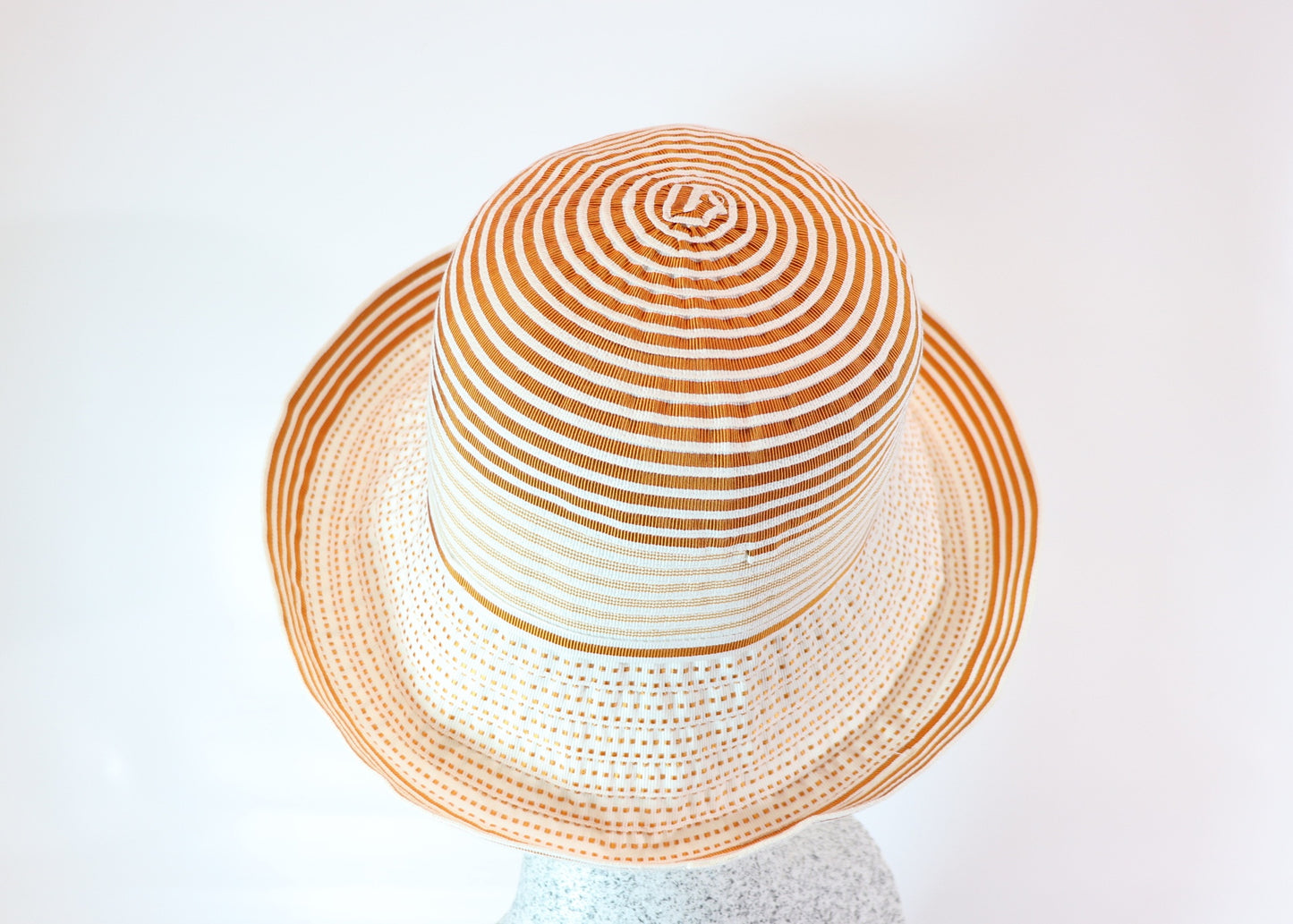Magico - ribbon hat