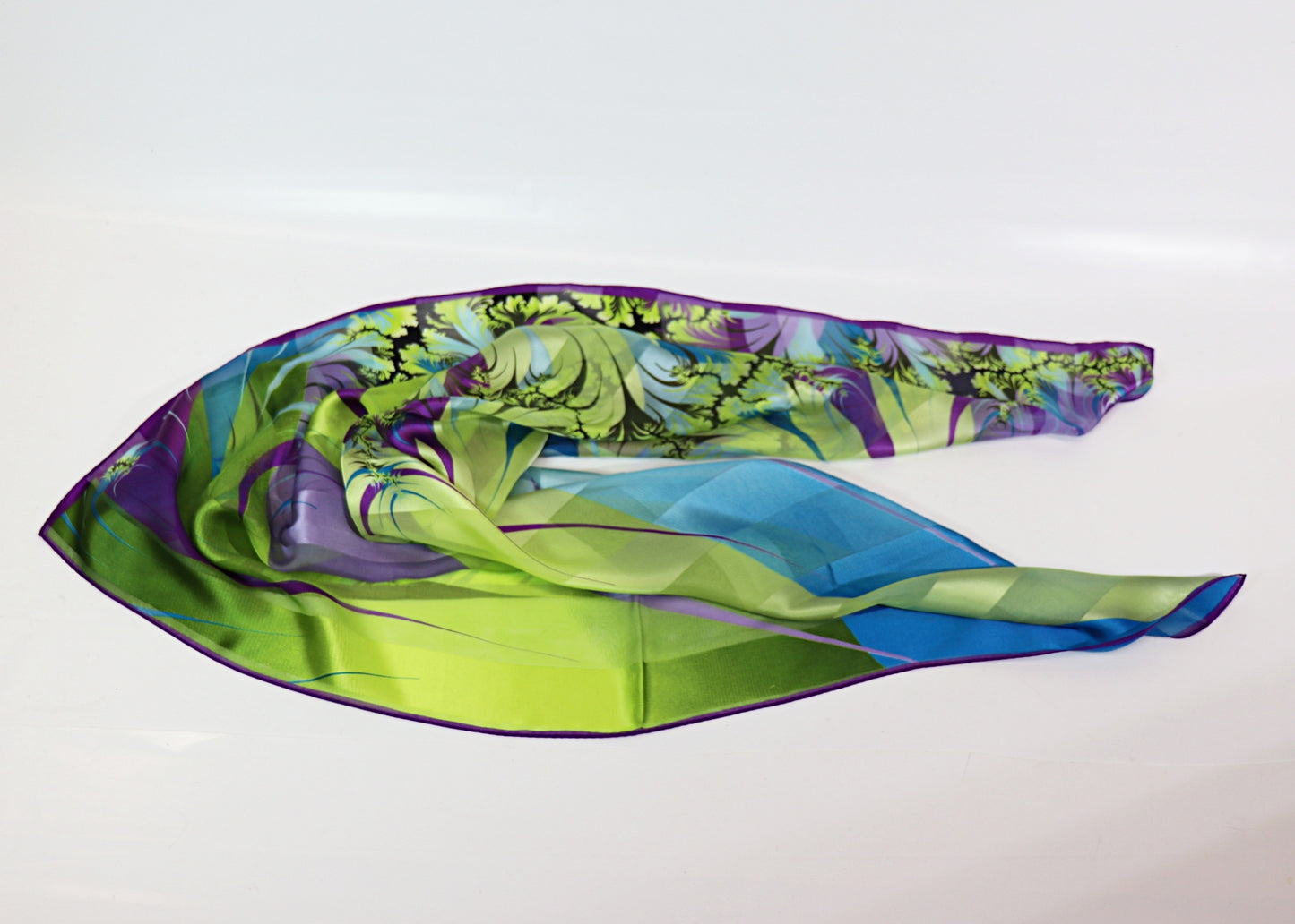 Silk scarf fashionably patterned