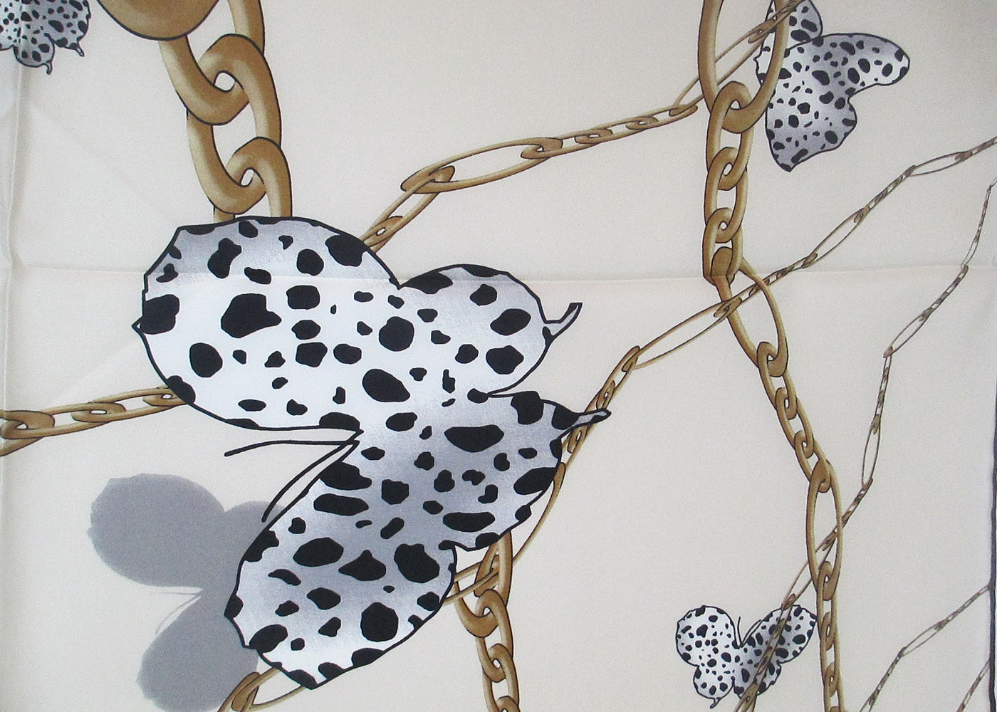 Silk scarf Dalmatian - Butterflies