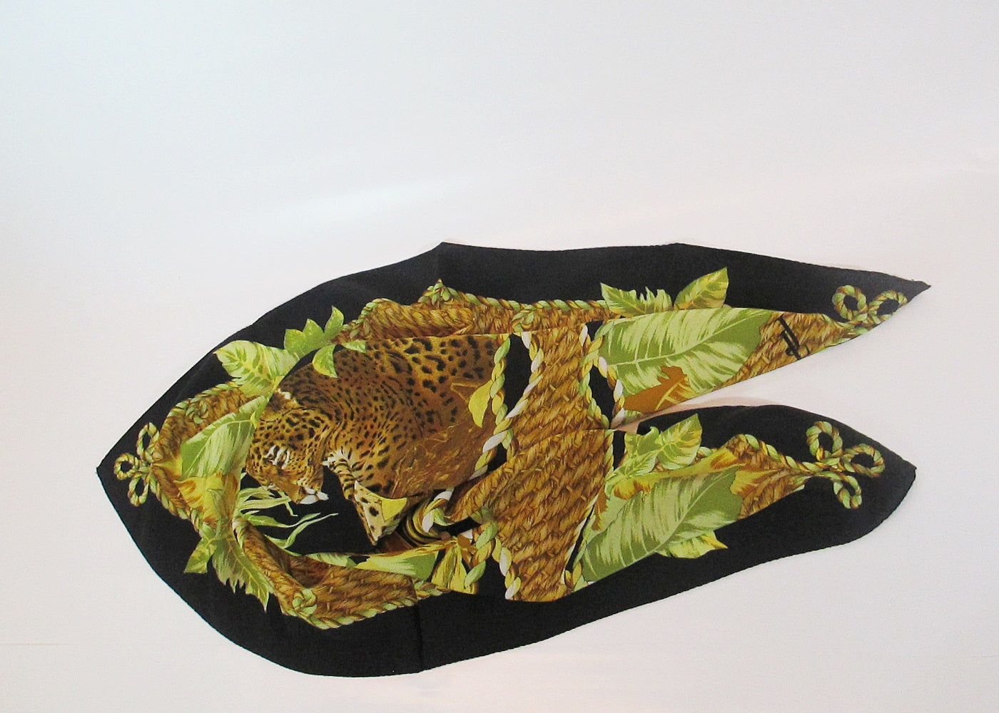 Silk scarf jungle with leopard