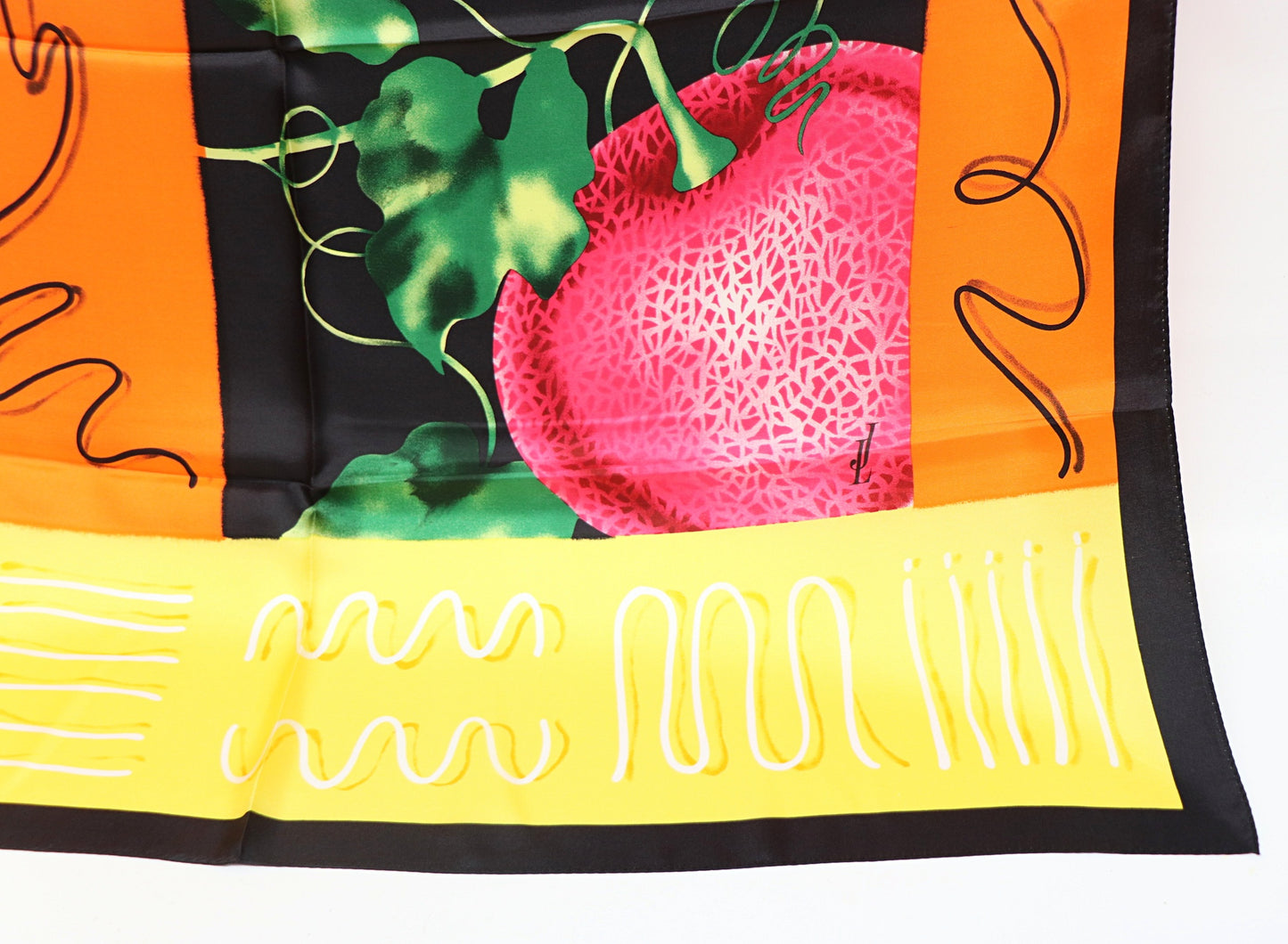 Silk scarf pink fruits