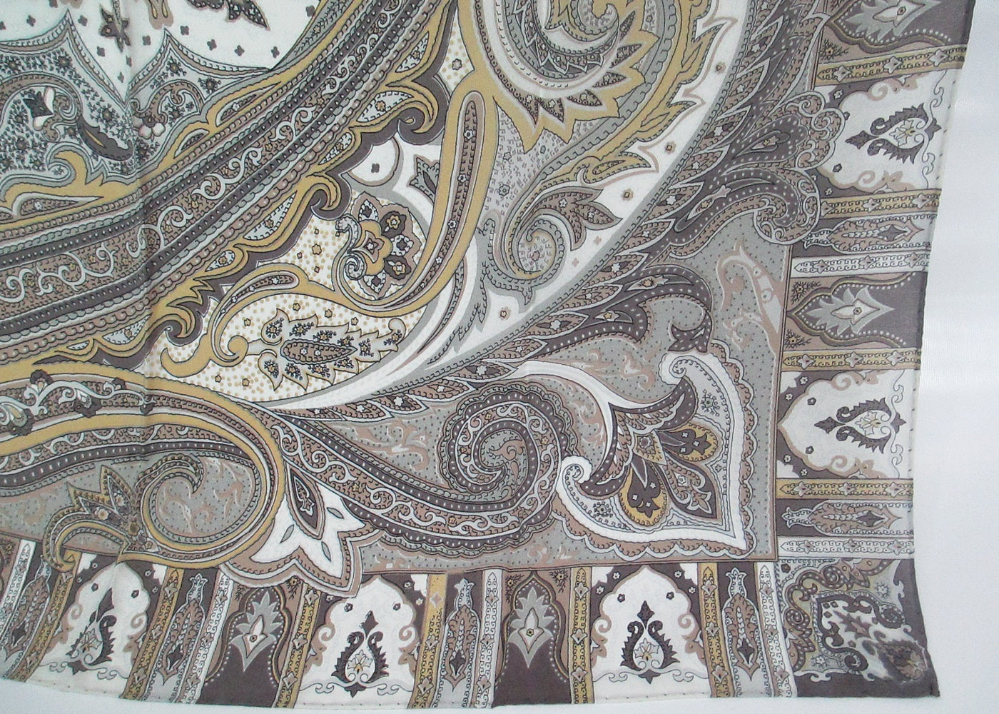 Silk scarf Paisley