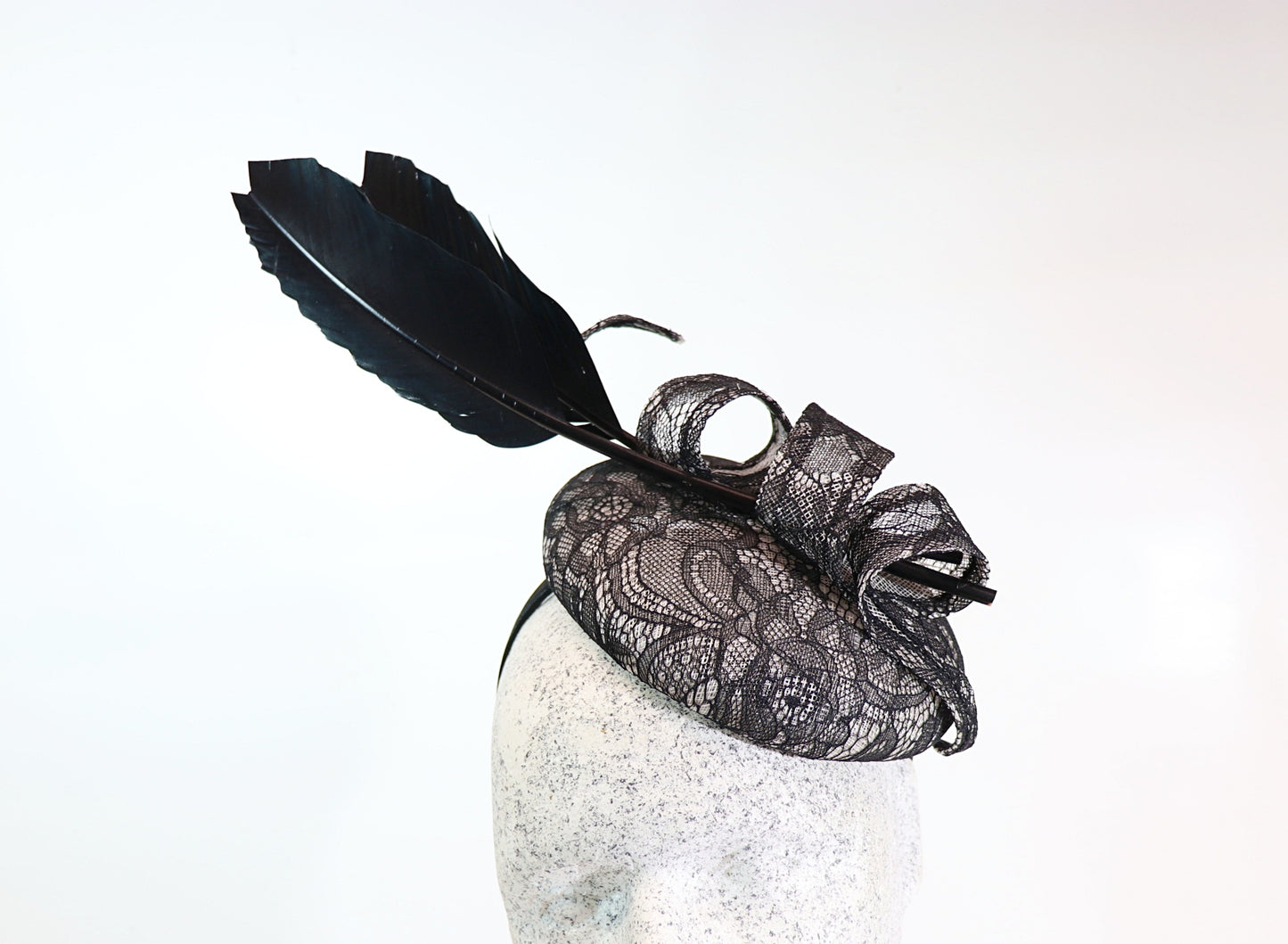 kleiner Lace - Fascinator schwarz - weiß
