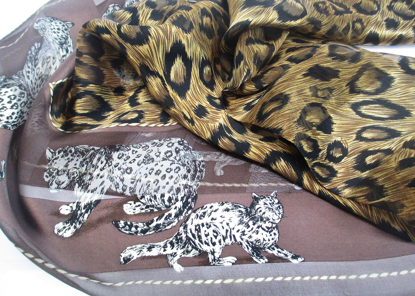 Silk scarf leopard