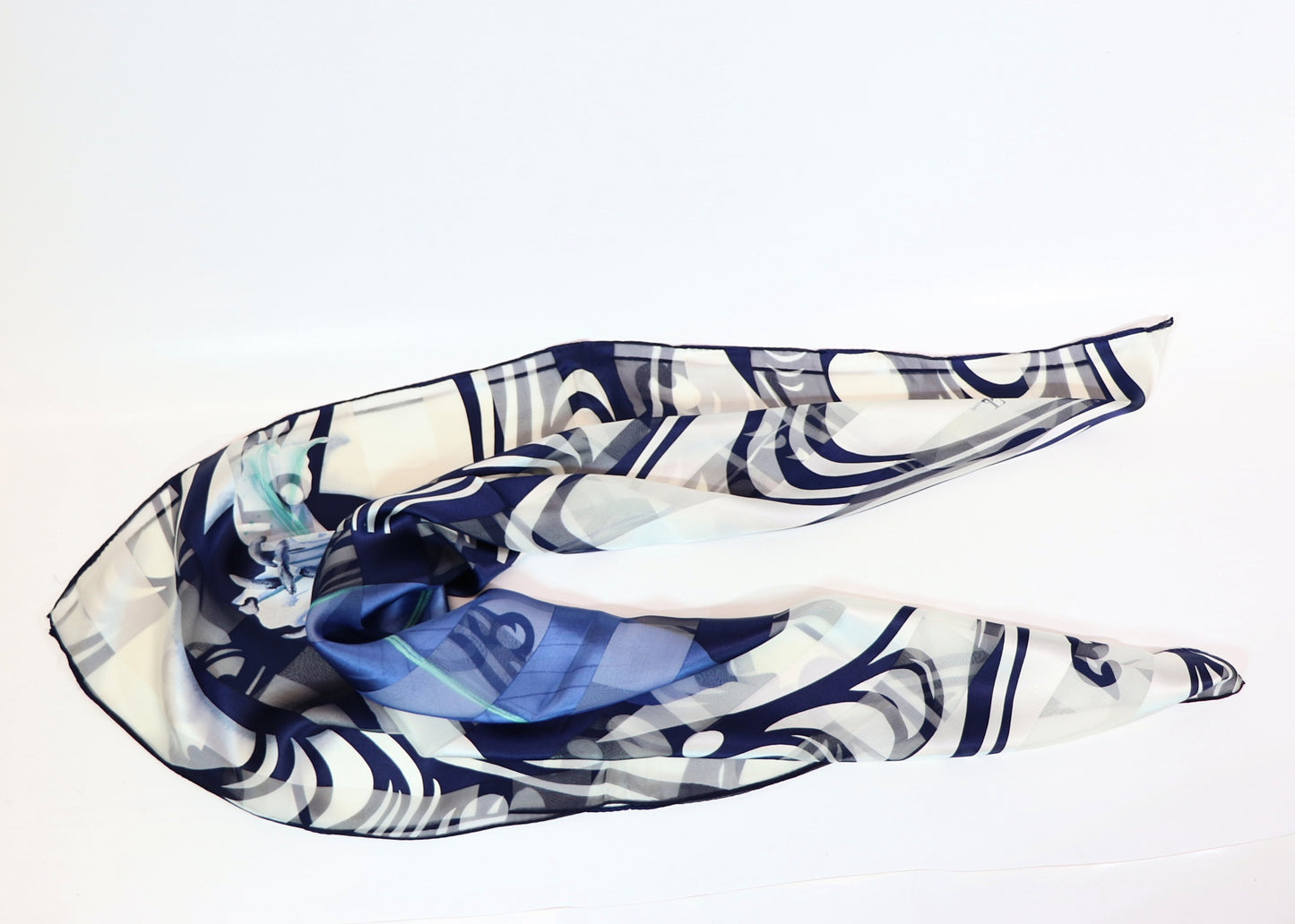 Silk scarf lily