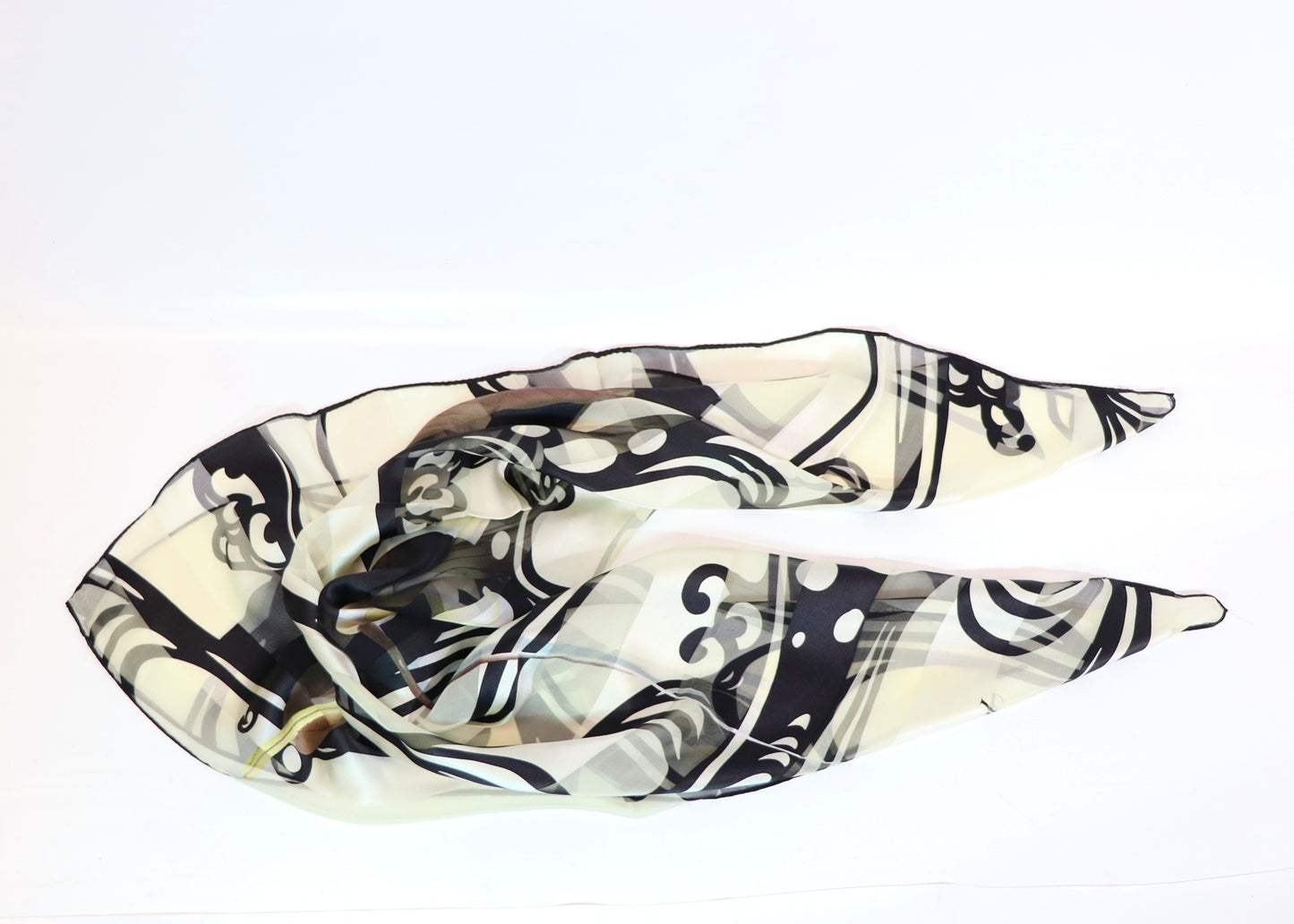 Silk scarf lily