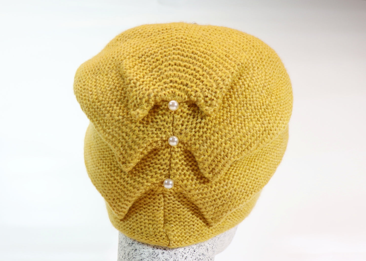 Short slouch with pearls