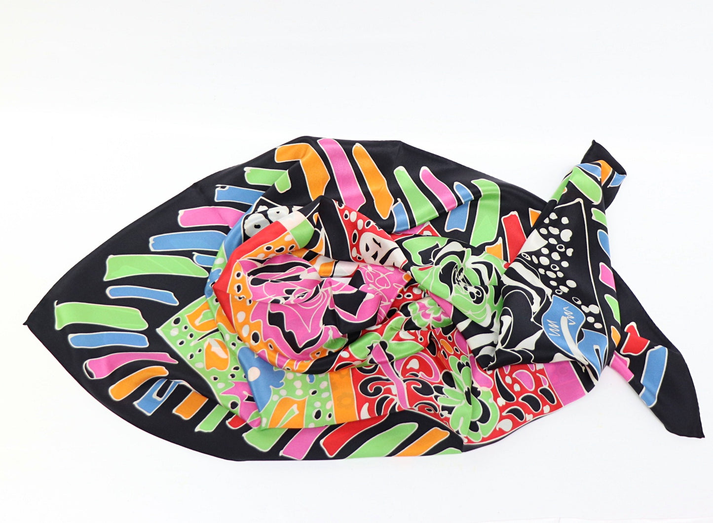 Silk scarf fashionable pattern
