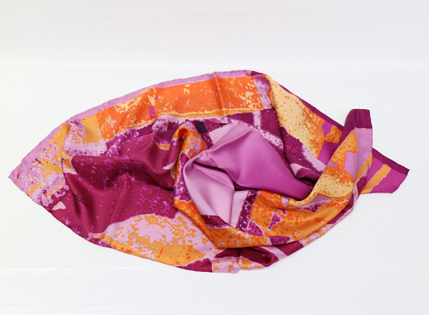 Silk scarf fashionable leaves