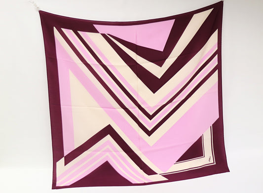 Silk scarf fashionable corners