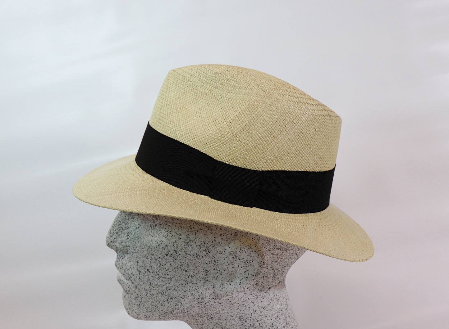 Natural panama with black strap