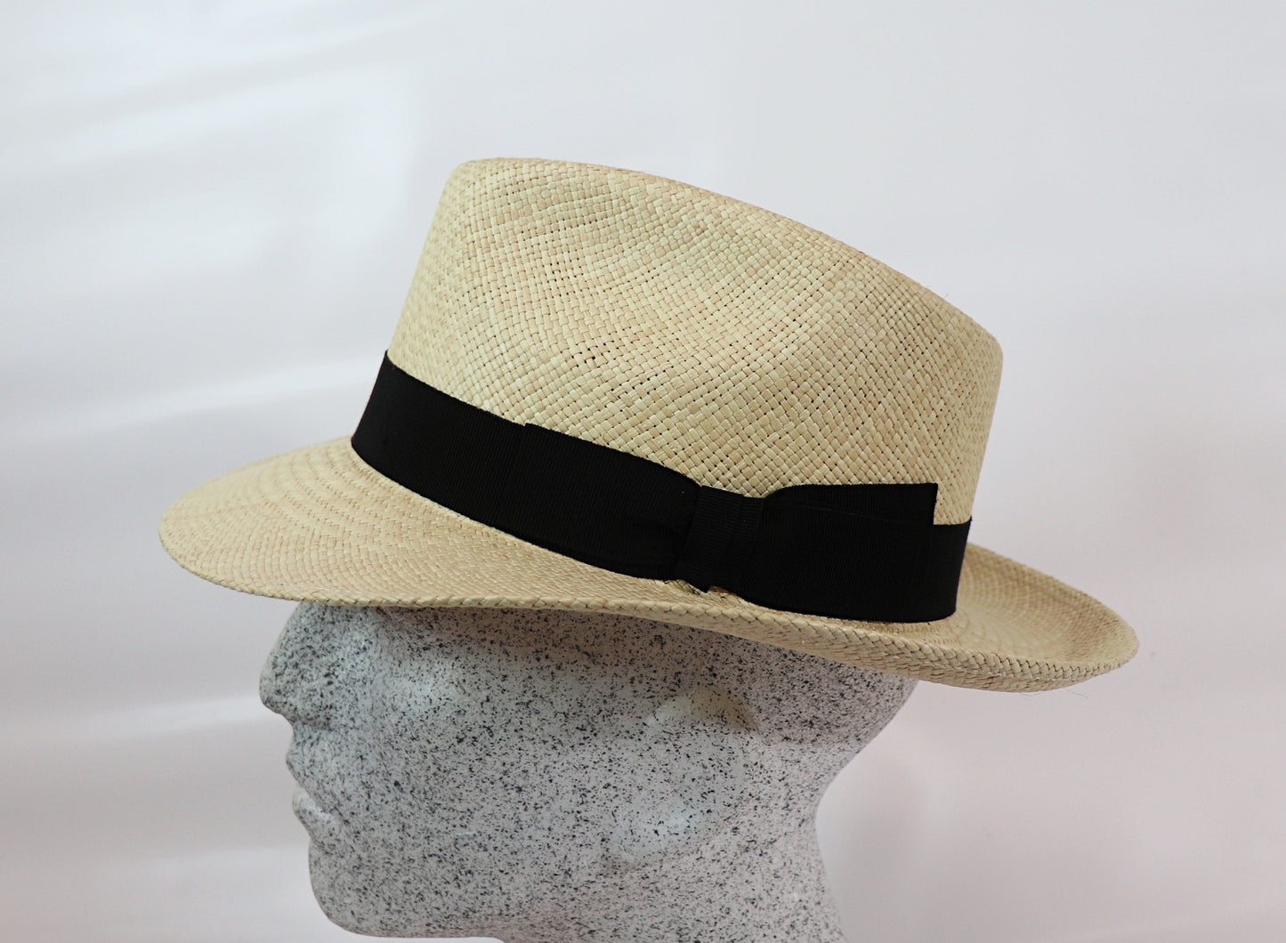Panama classic shape with black strap