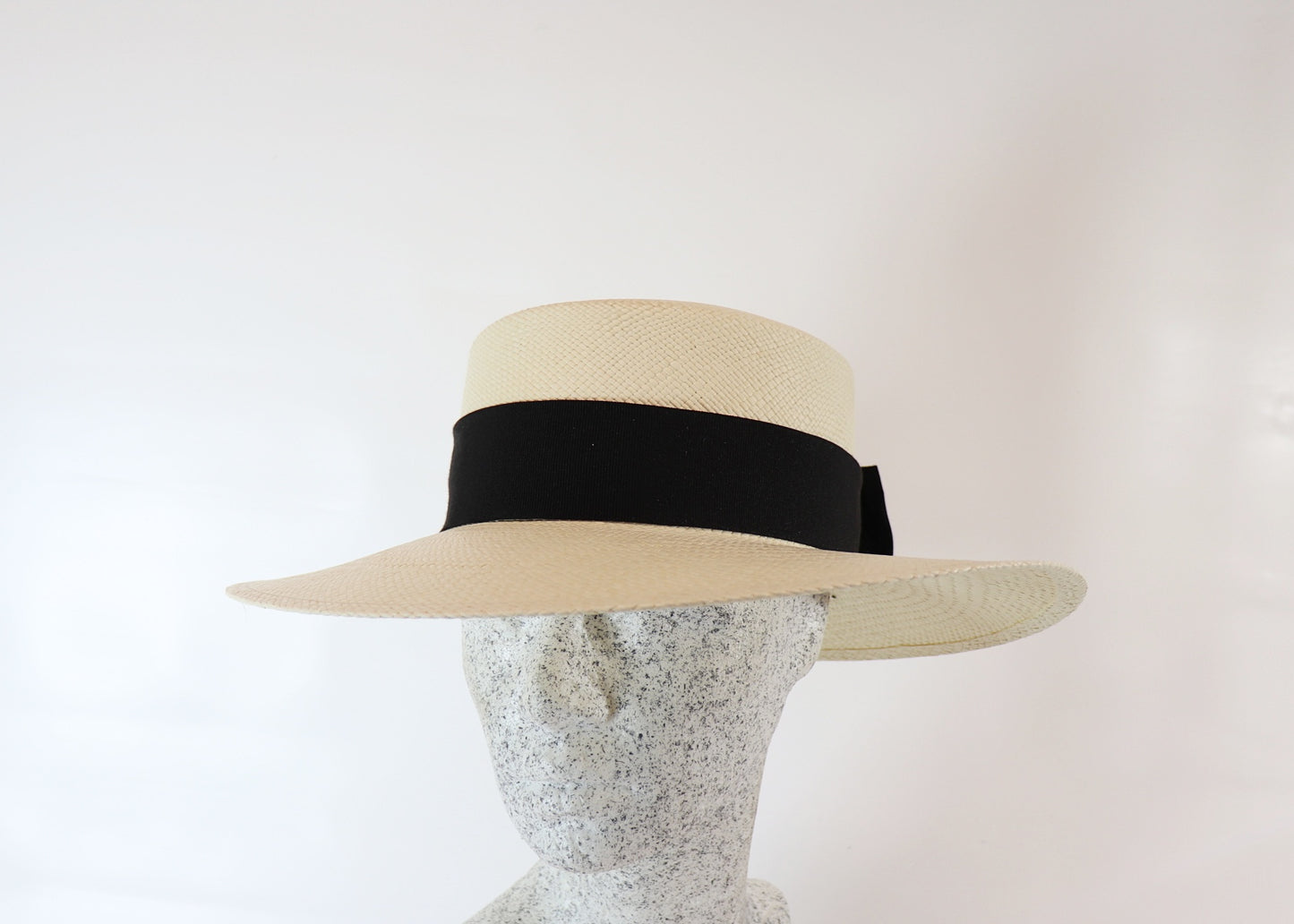 Panama transverse oval bell