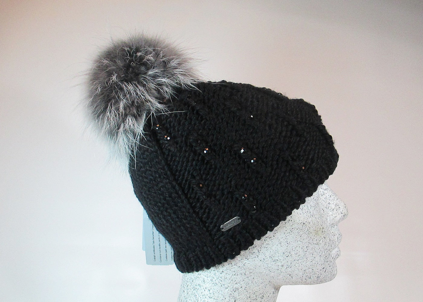 Wool beanie colored diamonds - Finnracoon bobble