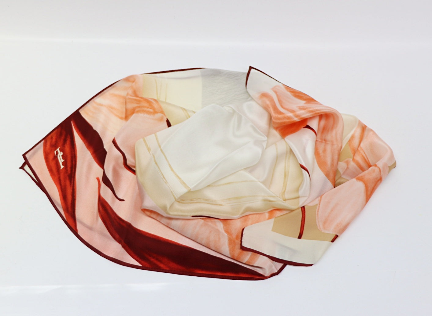 Silk scarf tulip