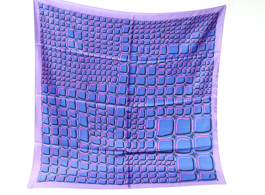 Silk cloth running cubes
