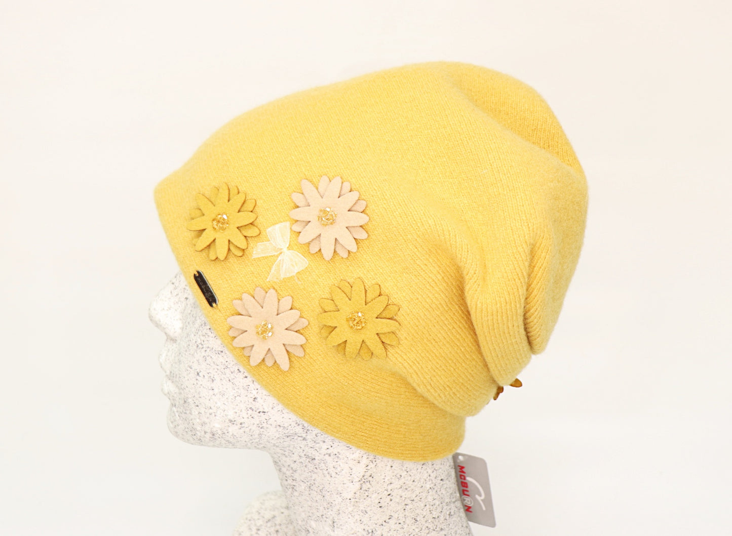 Woll Slouch mit Blüten und Strass