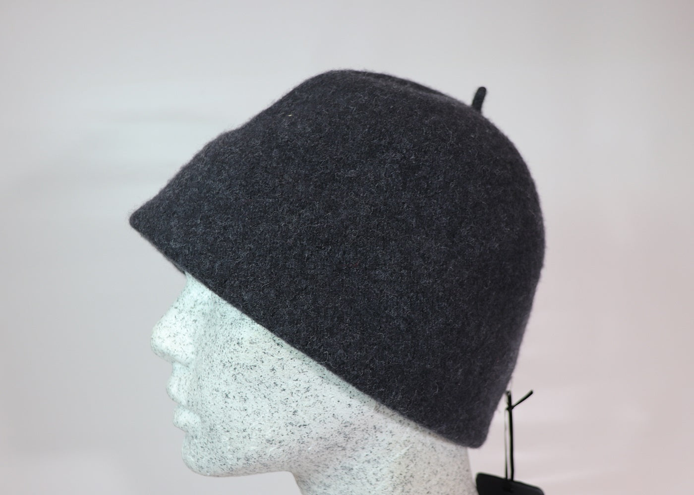 Woll Beanie mit Filzblüten