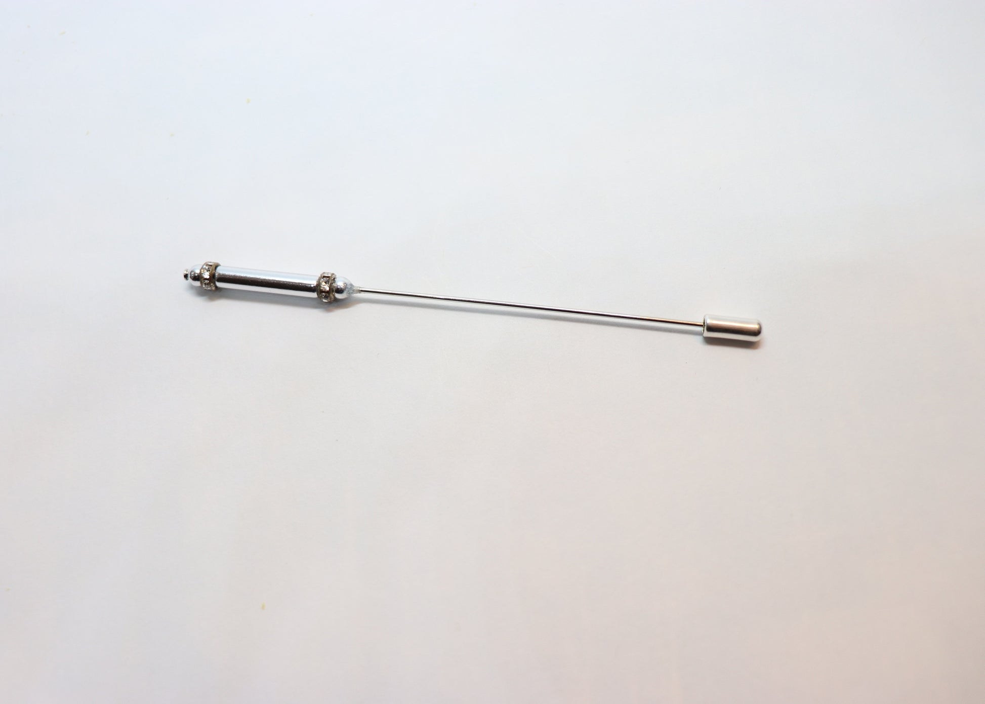 Hutnadel mit Stabperle und Strassrondellen - Hutmanufaktur Hanni-Modelle