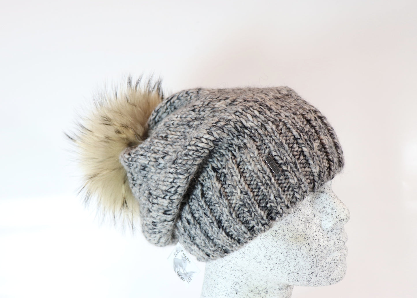 Grinta Slouch mit Fuchsbommel - Hutmanufaktur Hanni-Modelle