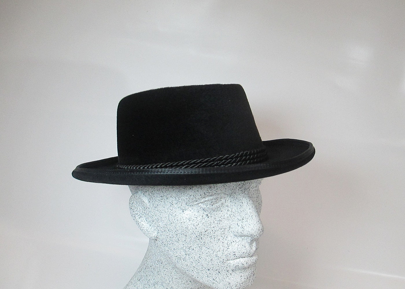 Miesbacher Bursch schwarz Velour