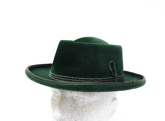 Miesbacher Bursch - green velor