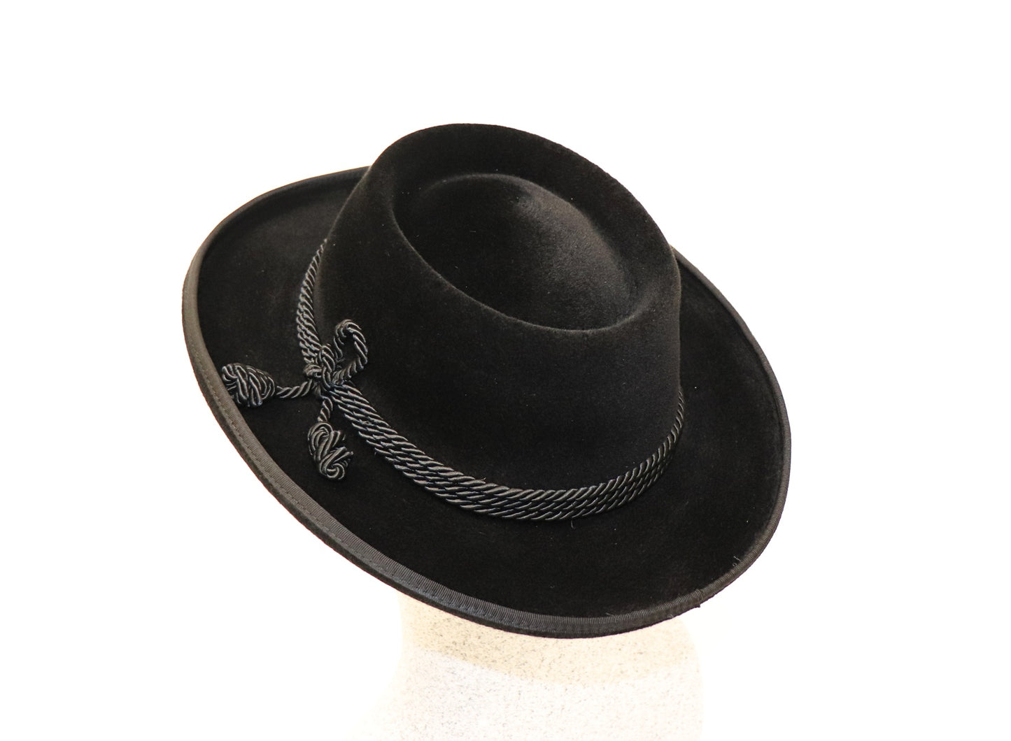 Miesbacher Bursch schwarz Velour