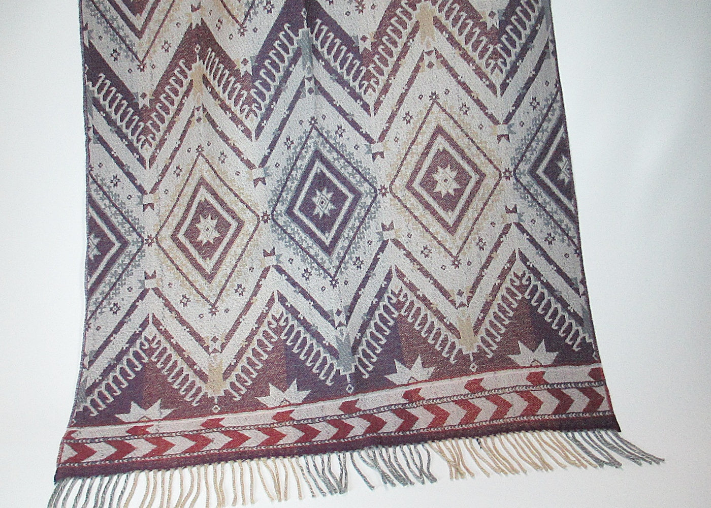Schal lila Ornamente - Hutmanufaktur Hanni-Modelle