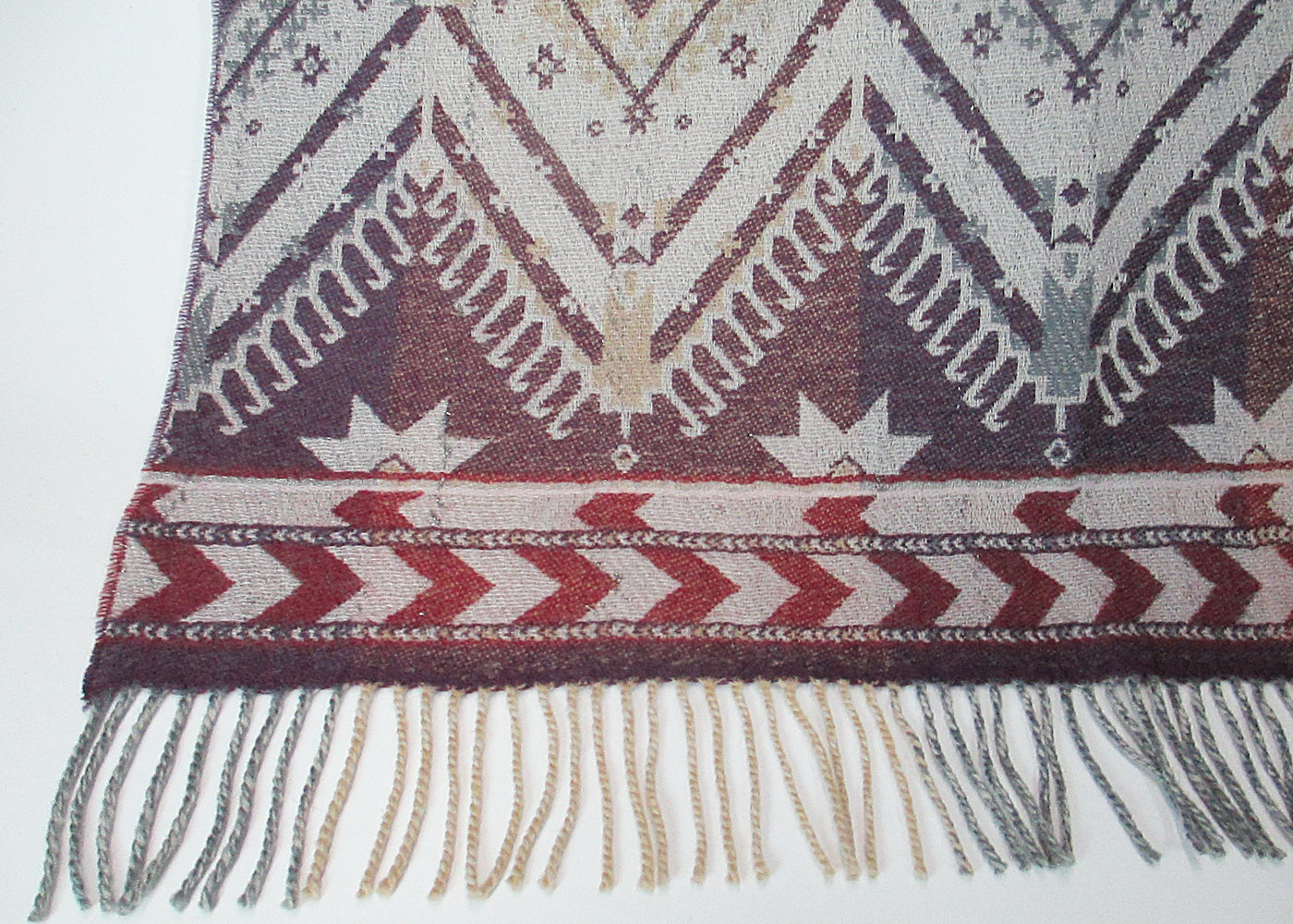 Schal lila Ornamente - Hutmanufaktur Hanni-Modelle