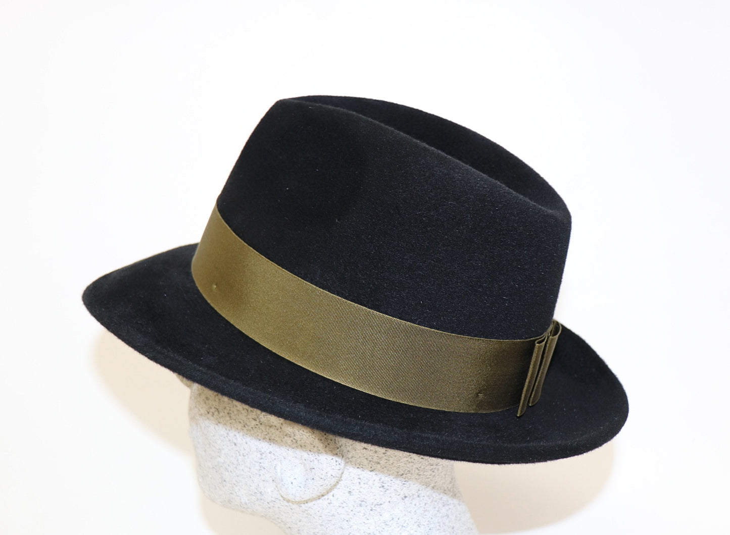 Trachten hat black velour
