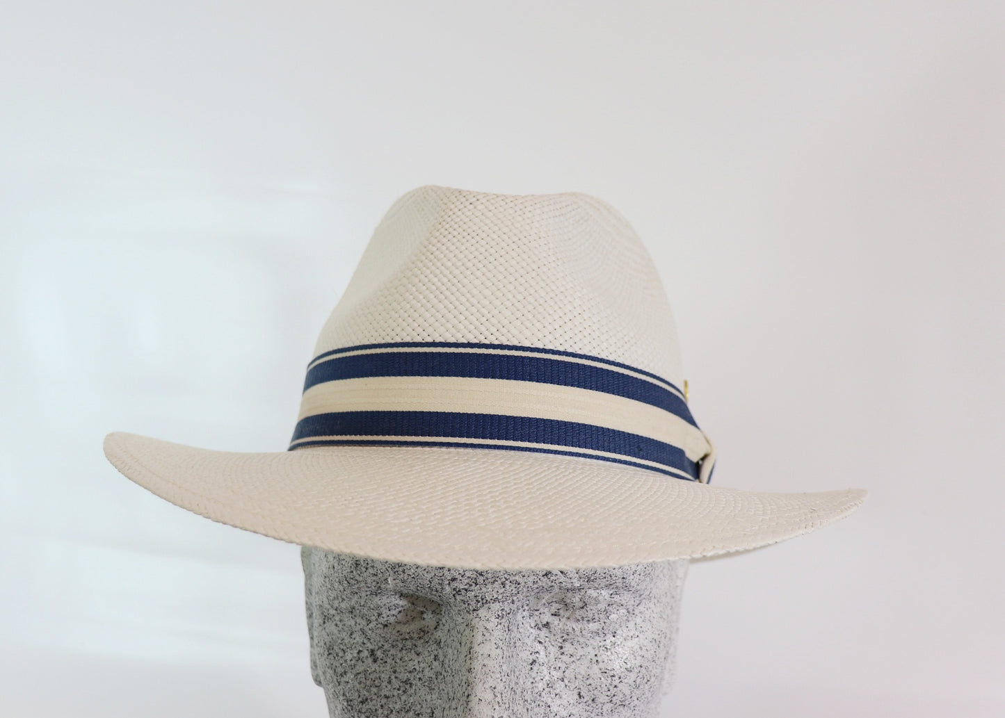 Panama Trabes white