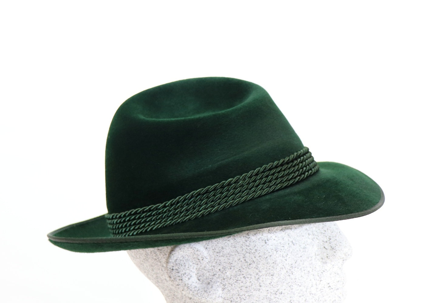 Club hat fir velor