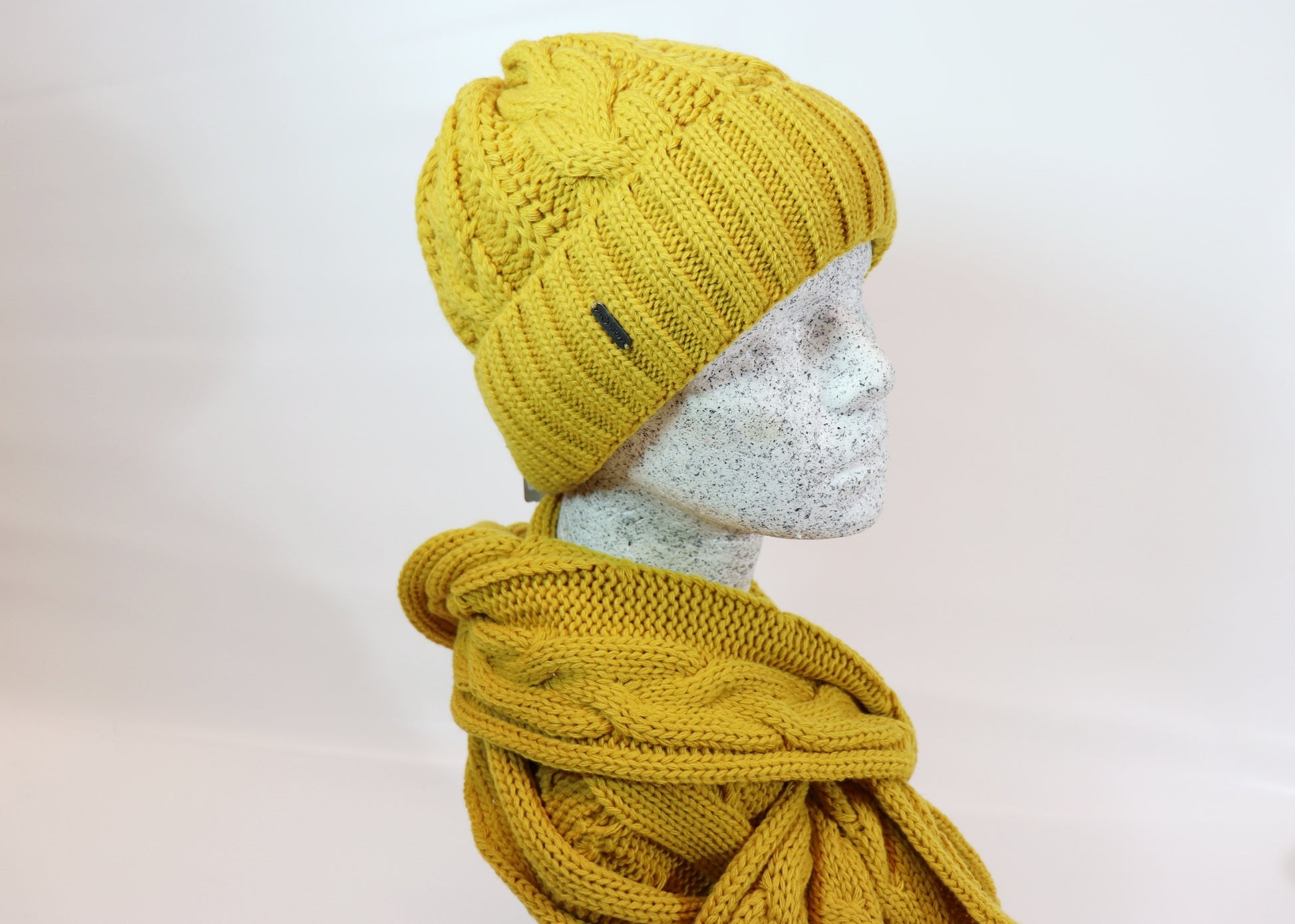 Woll - Zopf Strickgarnitur curry - Hutmanufaktur Hanni-Modelle