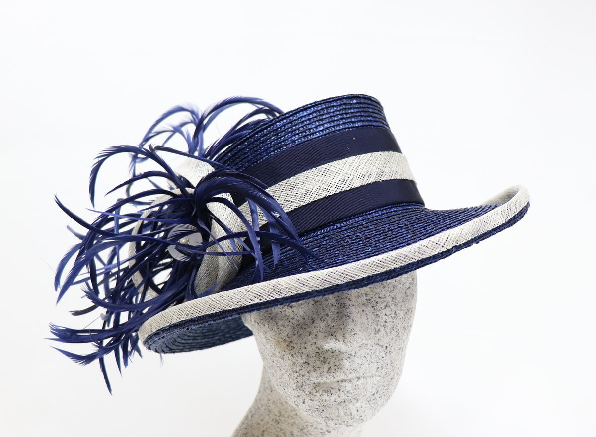 blau Bortenstrohhut mit weiß