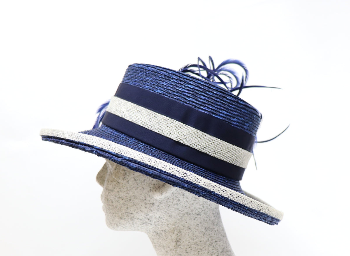 blau Bortenstrohhut mit weiß
