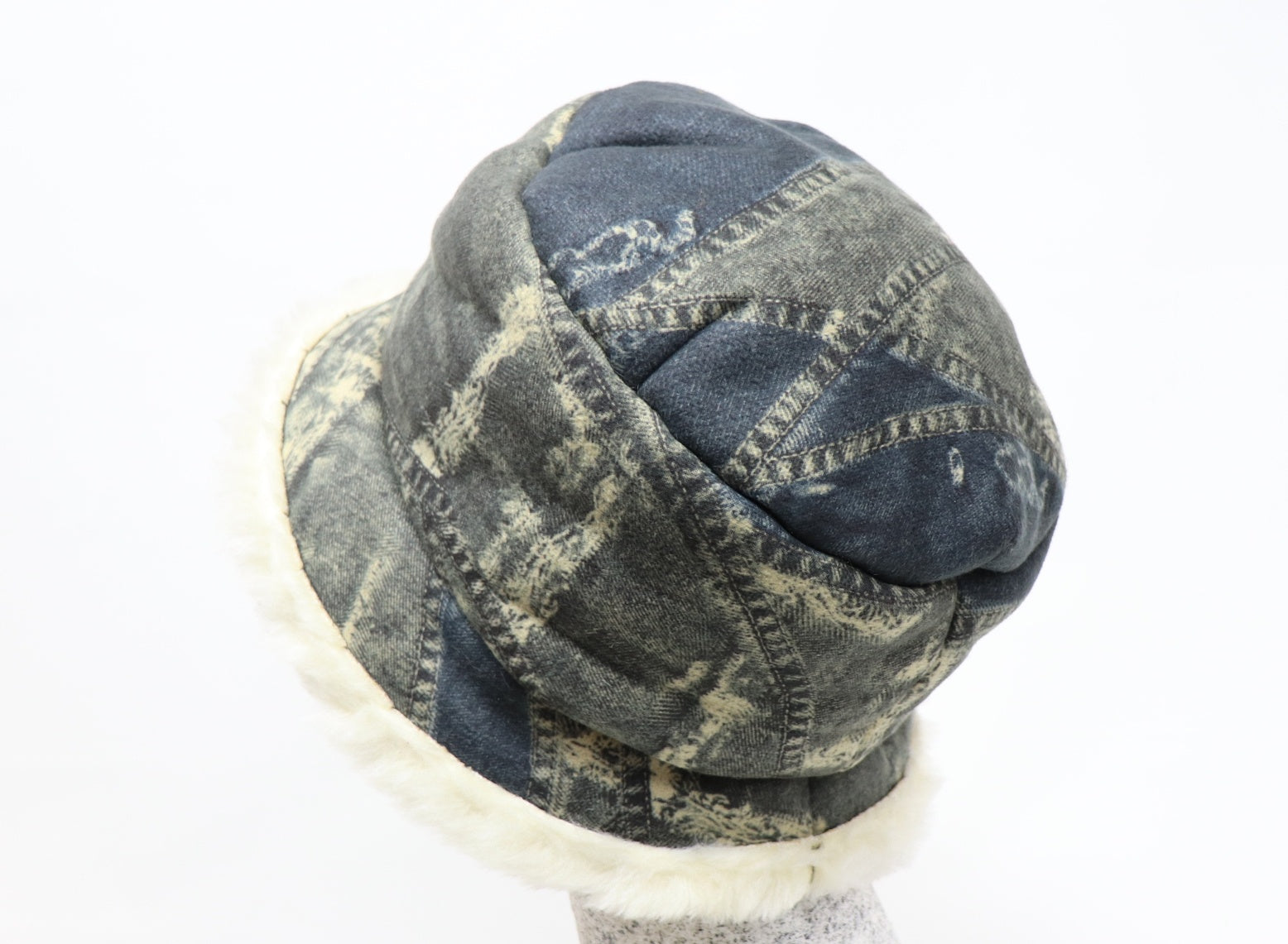 Bucket - jeansblau mit Webpelz - Hutmanufaktur Hanni-Modelle