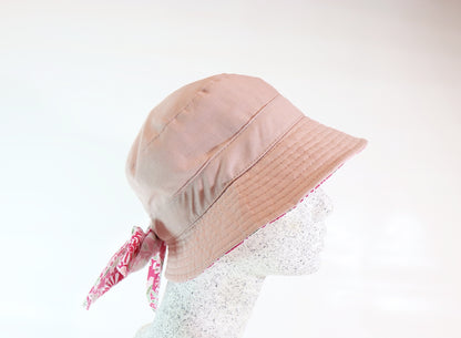 Ladies linen hat with bow