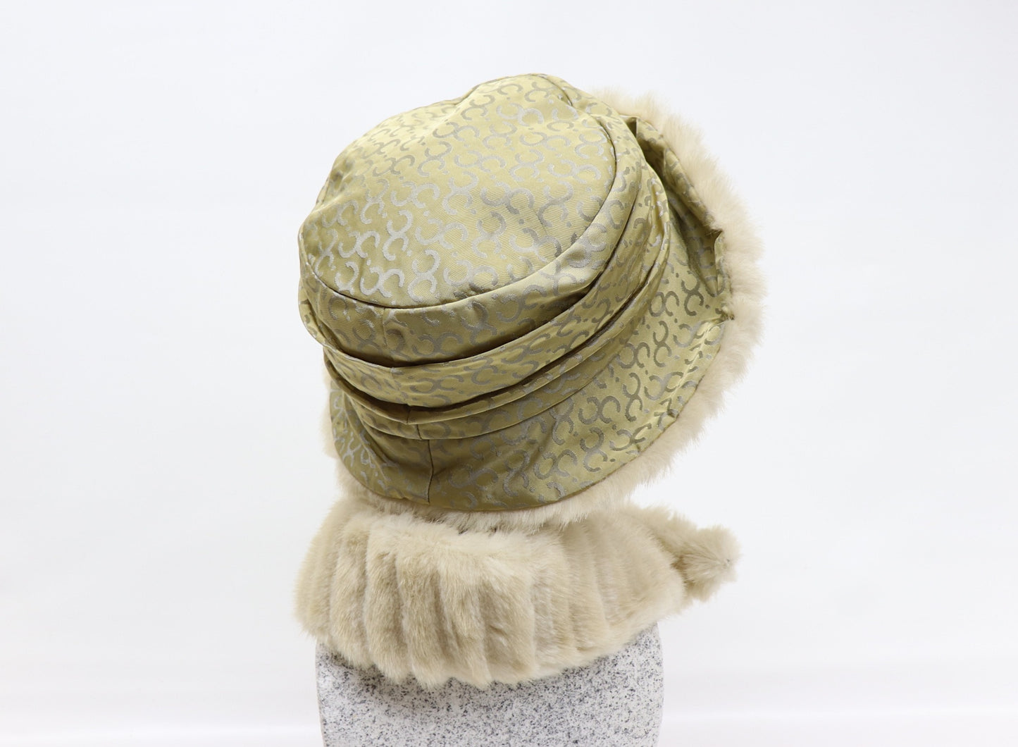 Webpelzgarnitur natur - pistazie - Hutmanufaktur Hanni-Modelle
