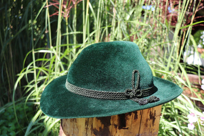 Traditional hat Werdenfelser - green velour