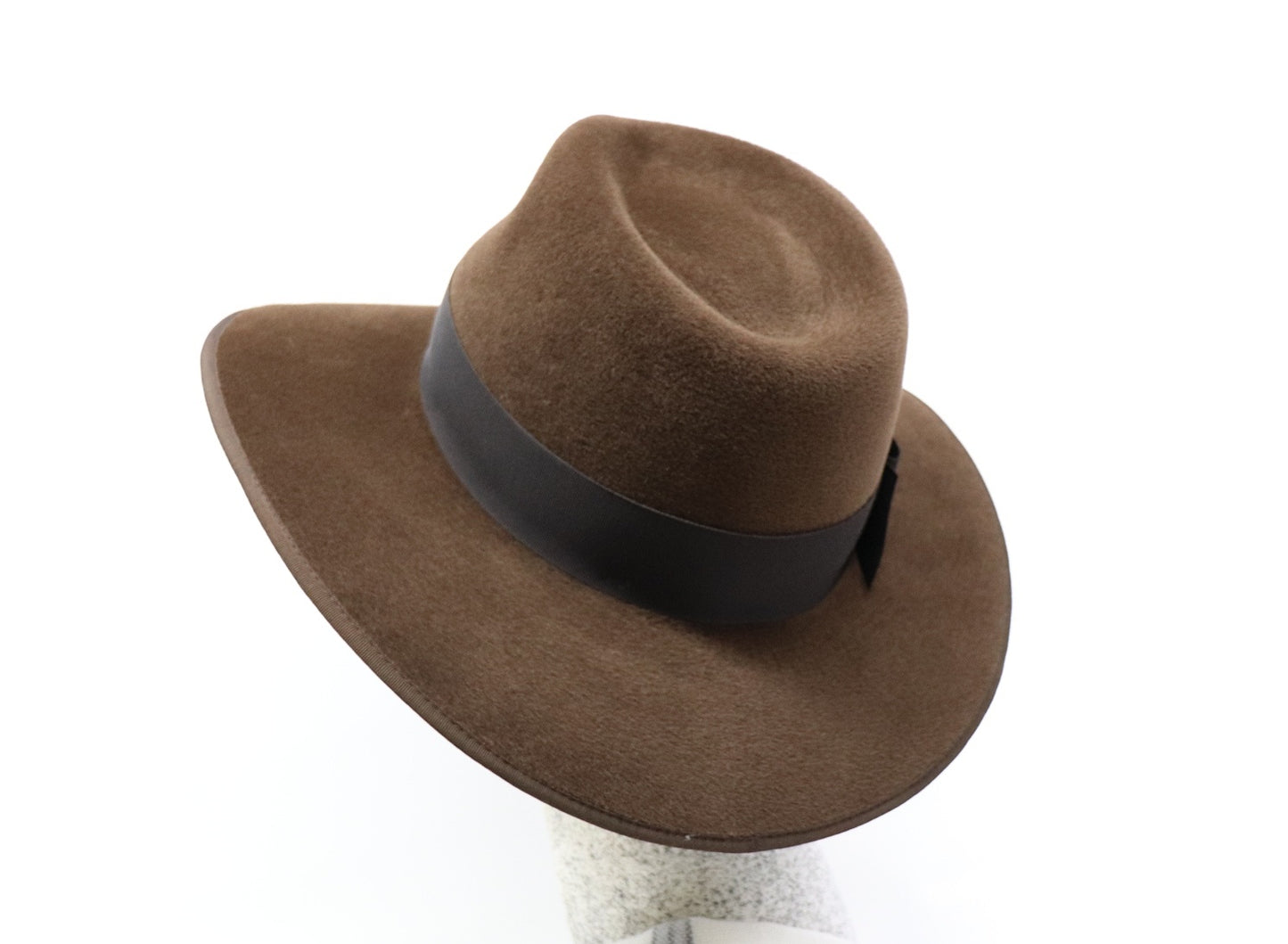 Herrenhut - braun Velours