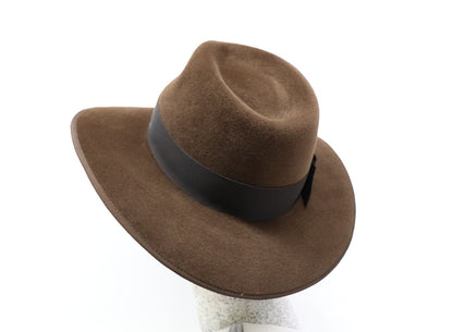 Herrenhut - braun Velours