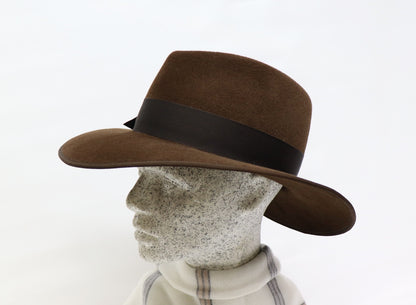 Herrenhut - braun Velours