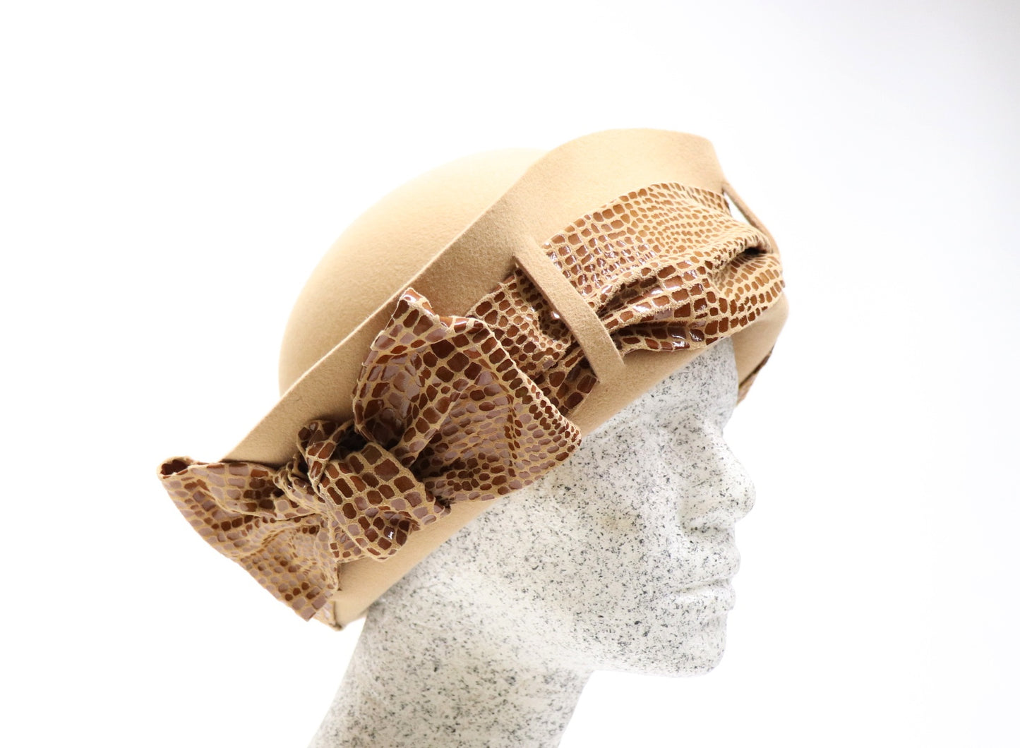 camel Filzhut mit Ledergarnitur